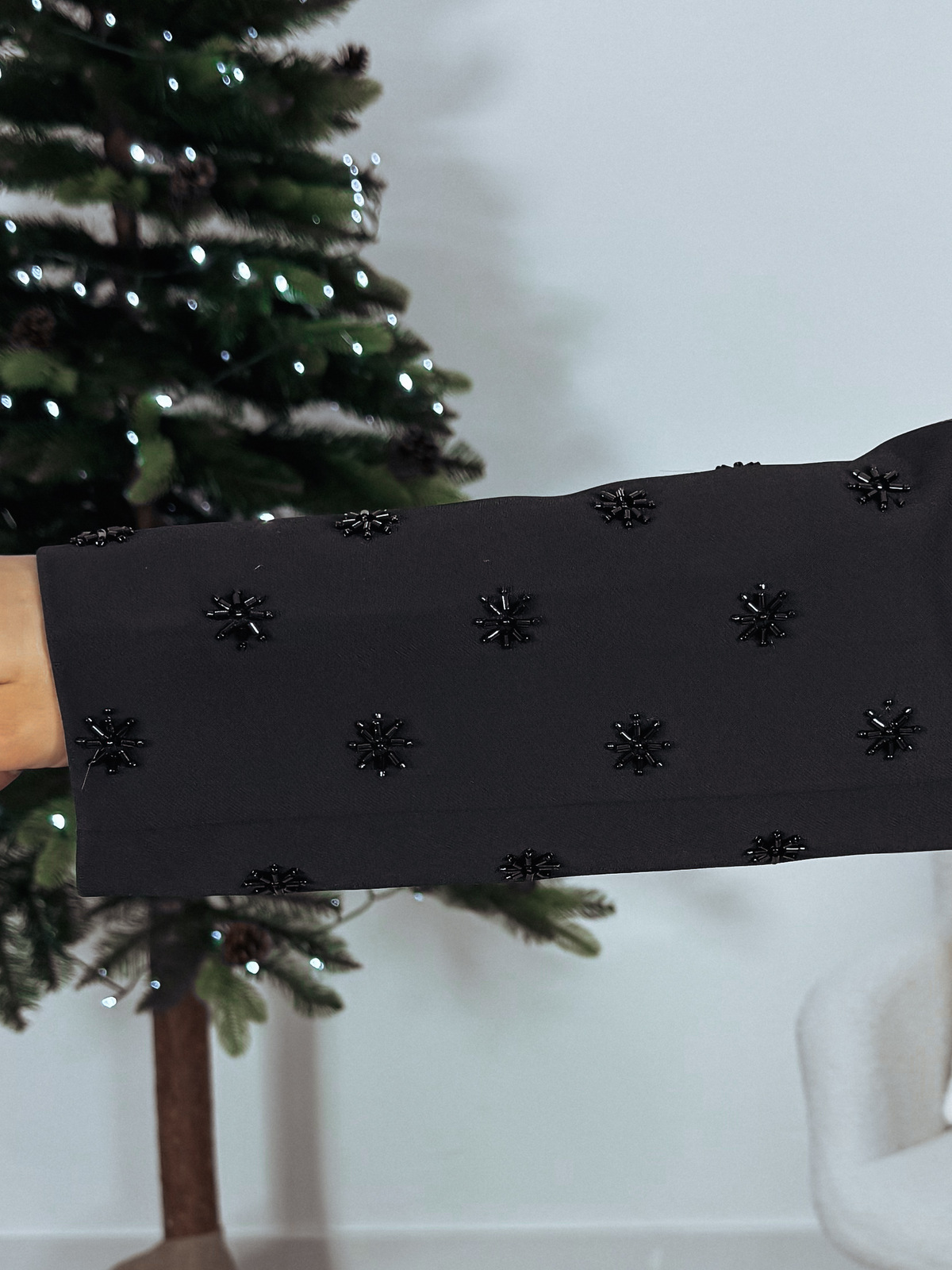 Marynarka premium z koralikami czarna NISSA zdjęcie 4