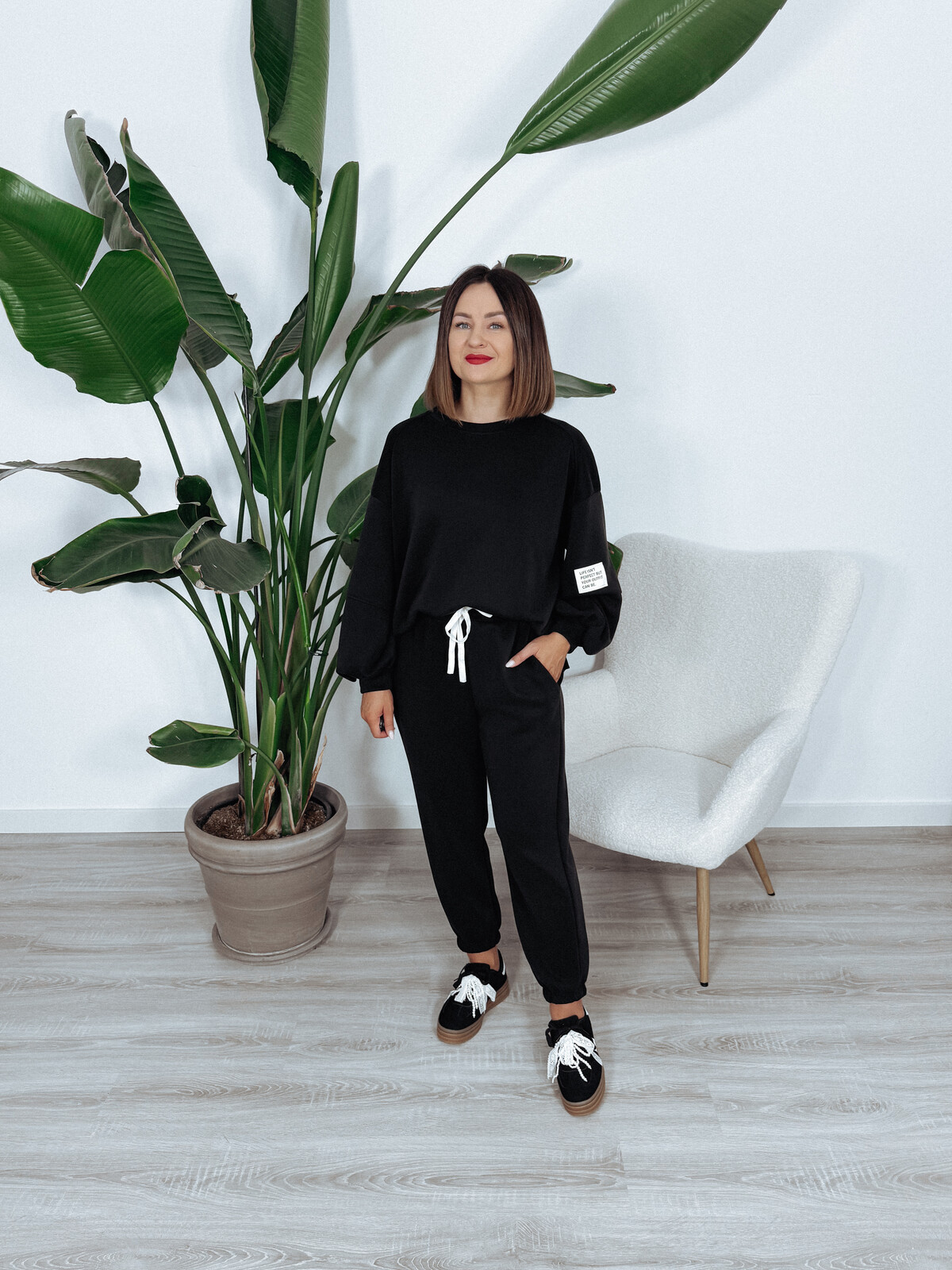 Komplet bluza + spodnie czarny ARIA II - materiał MASEŁKO - PRE ORDER zdjęcie 4