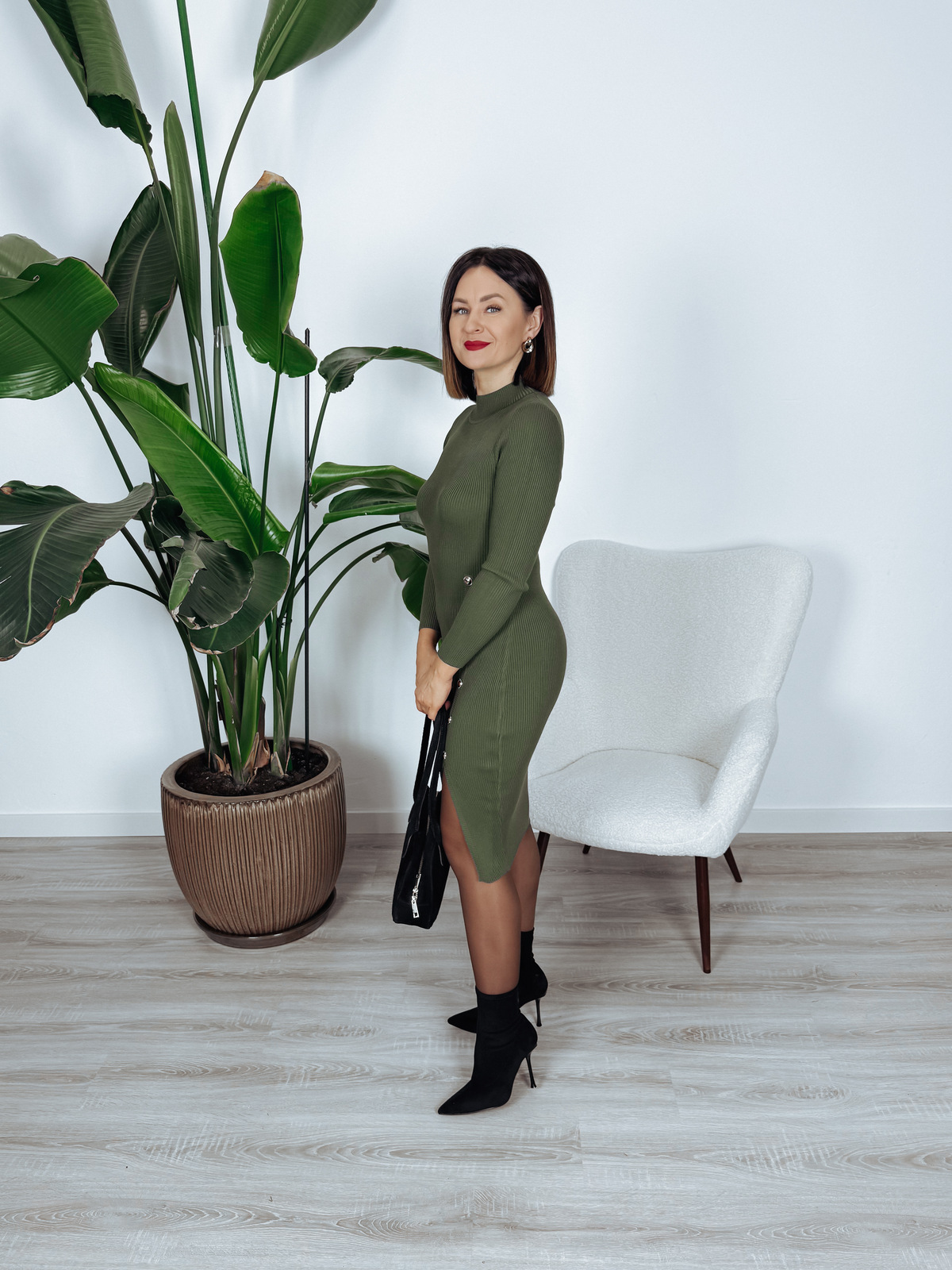 Sukienka midi z dzianiny khaki NOELIA zdjęcie 3