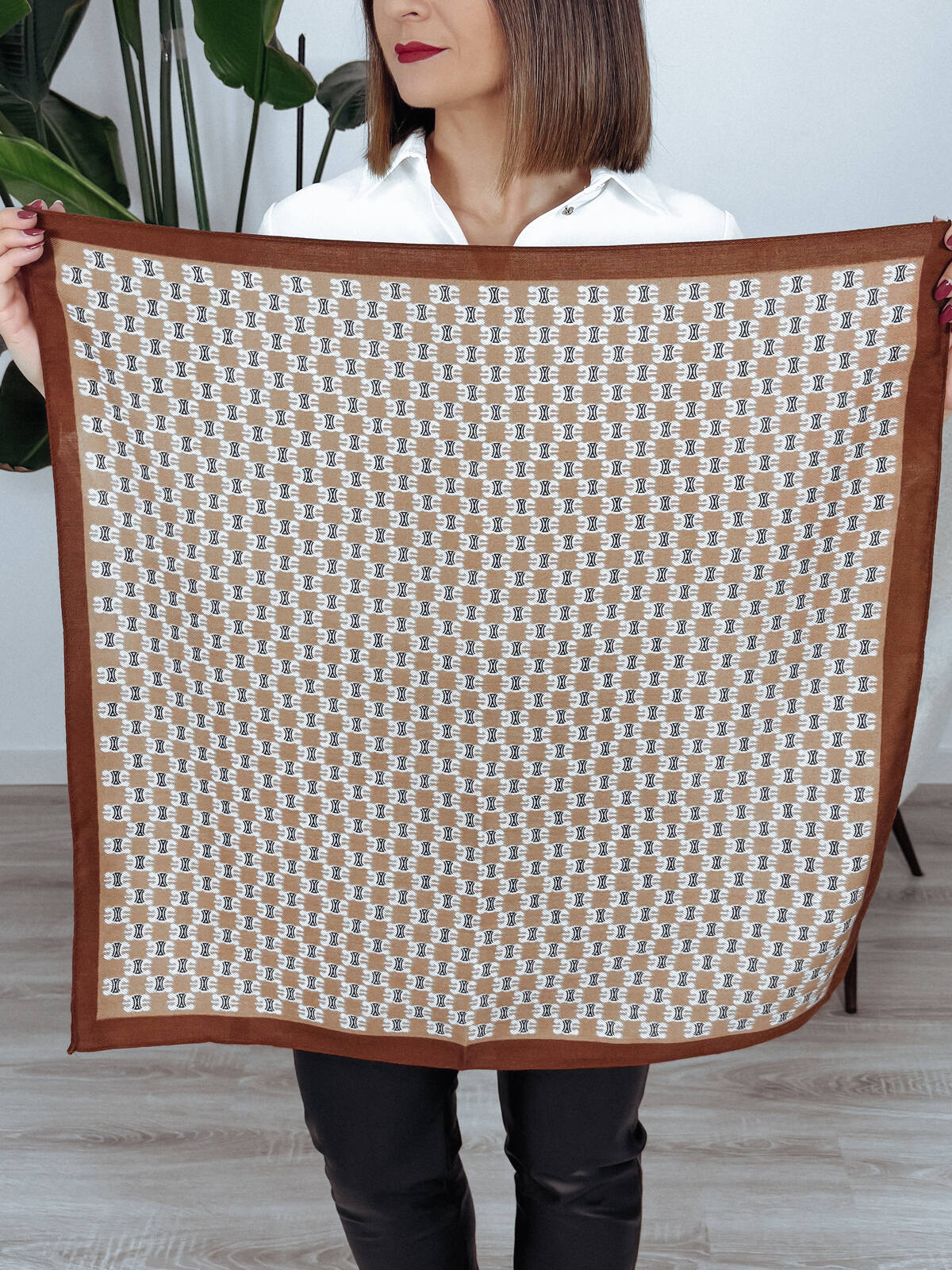 Apaszka z wiskozy LUXURY XVIII zdjęcie 2