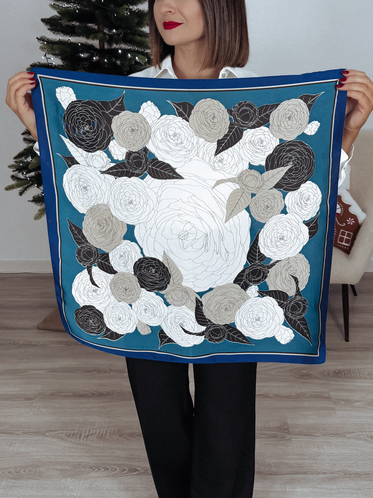 Apaszka z wiskozy i jedwabiu LUXURY XXIV zdjęcie 1