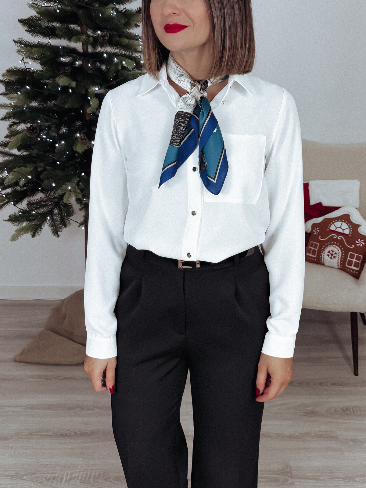 Apaszka z wiskozy i jedwabiu LUXURY XXIV zdjęcie 2