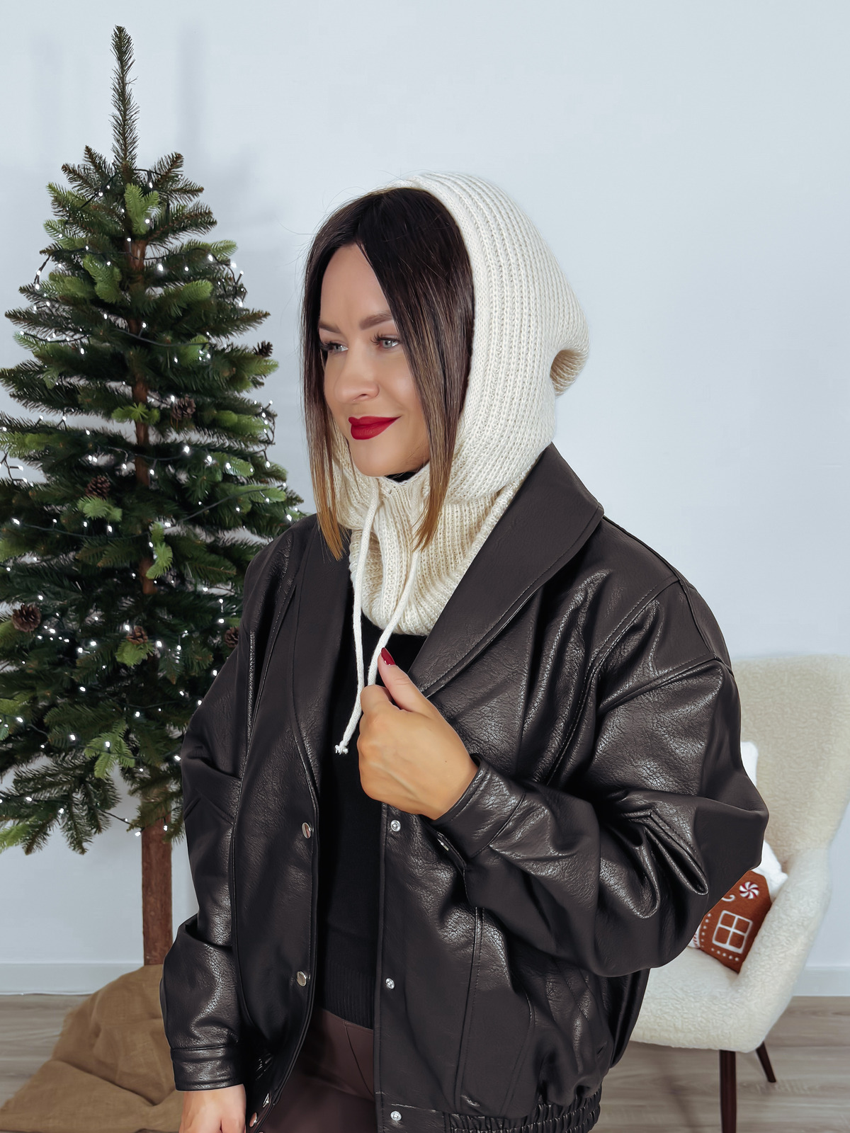 Balaclava/kapturek z wełny i wiskozy beżowa KALINA zdjęcie 1