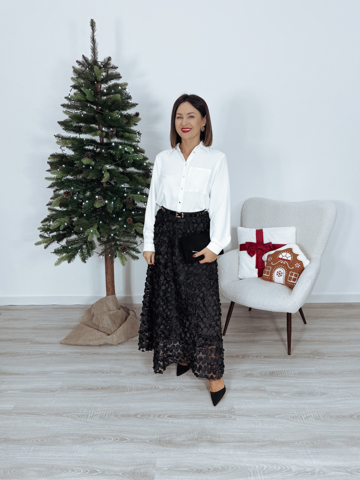 Spódnica premium z wiskozy w kwiaty 3D czarna MARIETTA zdjęcie 4