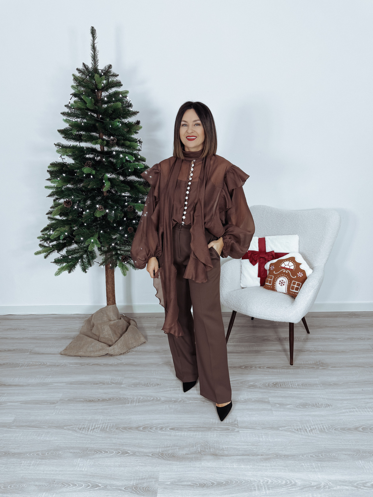 Spodnie eleganckie 70% wiskozy czekoladowe CLARISA zdjęcie 4