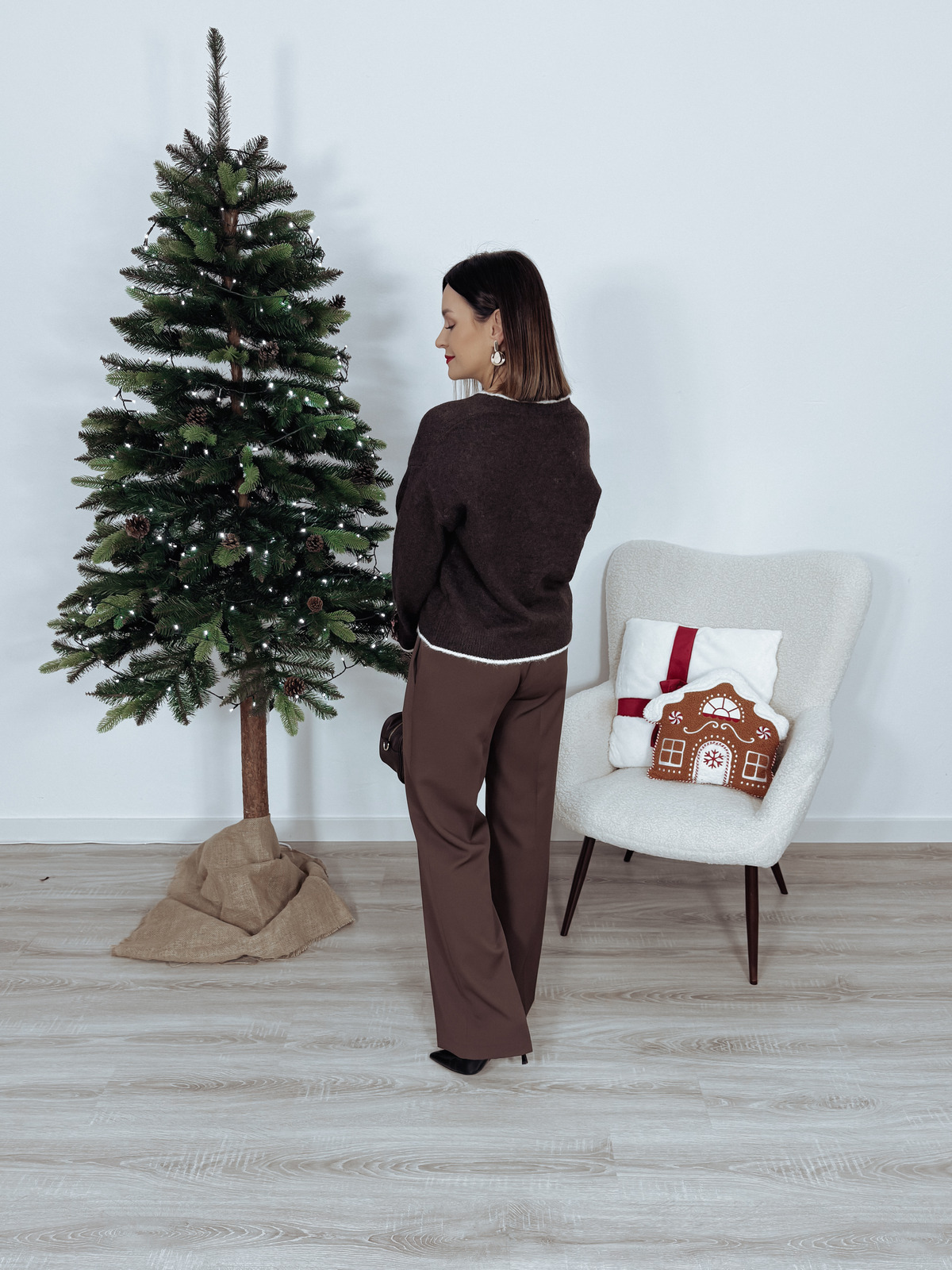 Kardigan z kokardą przy rękawie czekoladowy PAMELA zdjęcie 4