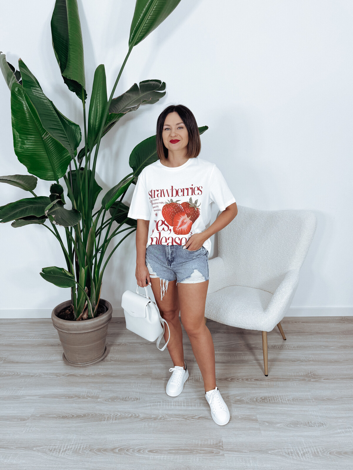 T-shirt oversize z bawełny truskawki SWEET zdjęcie 1