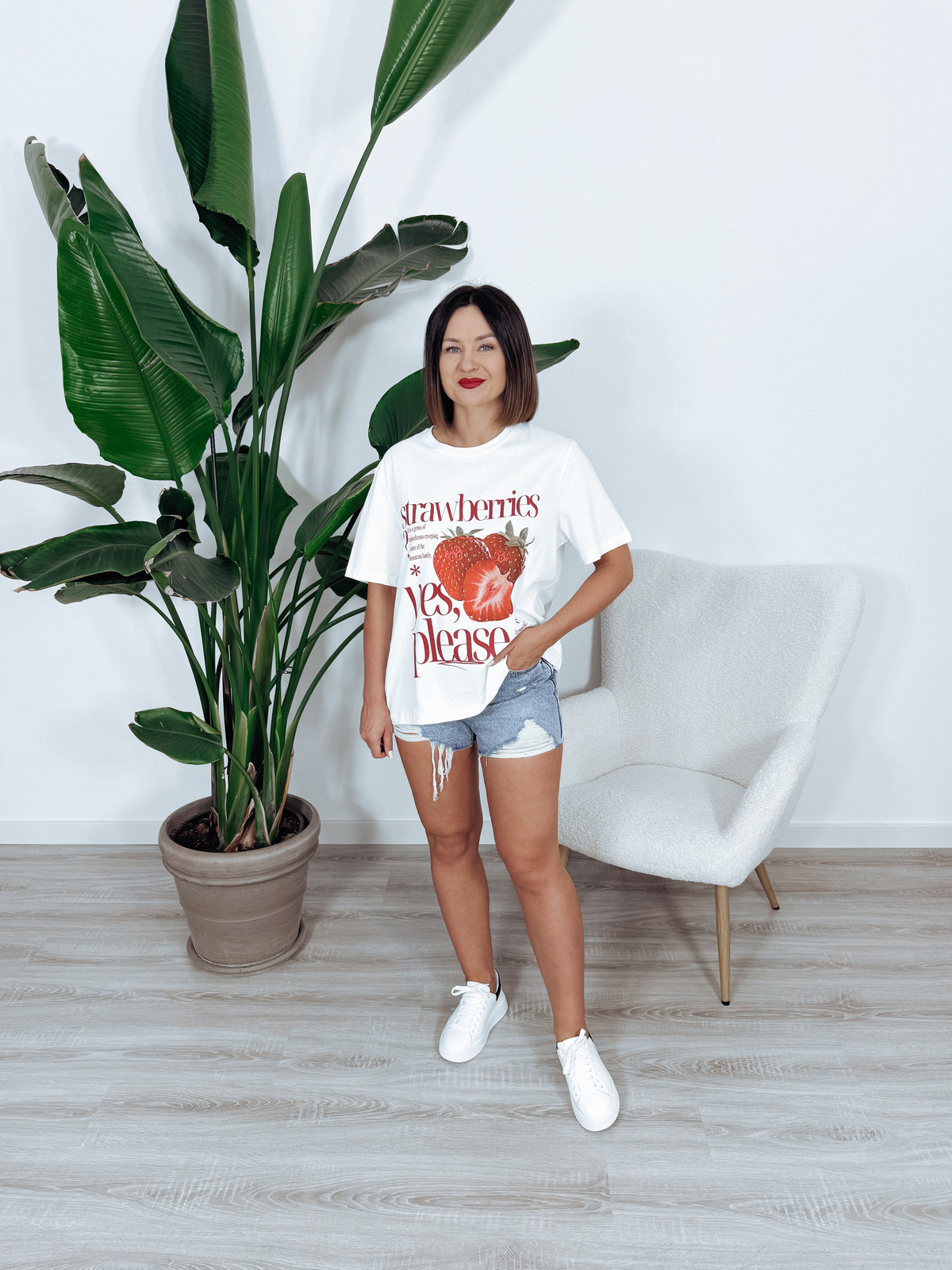 T-shirt oversize z bawełny truskawki SWEET zdjęcie 3