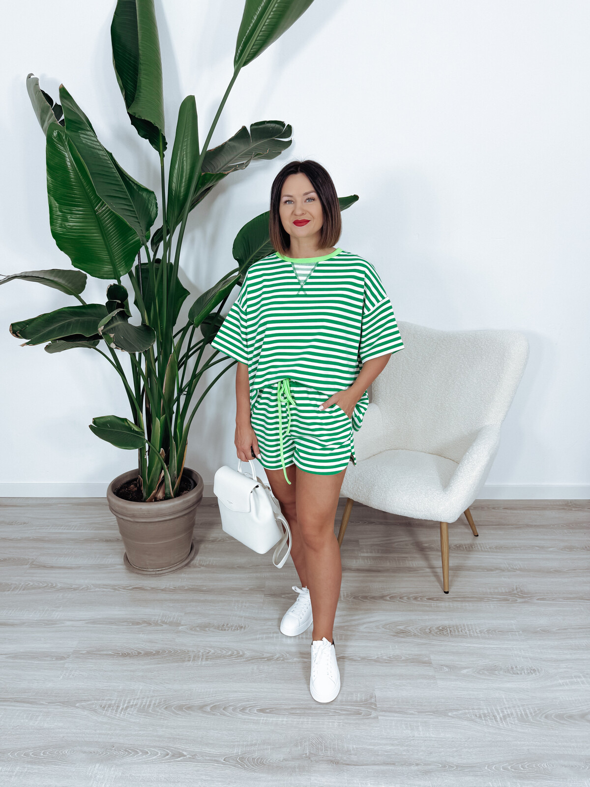 Komplet bluzka oversize + spodenki w paski zielono-śmietankowe HAPPY zdjęcie 3