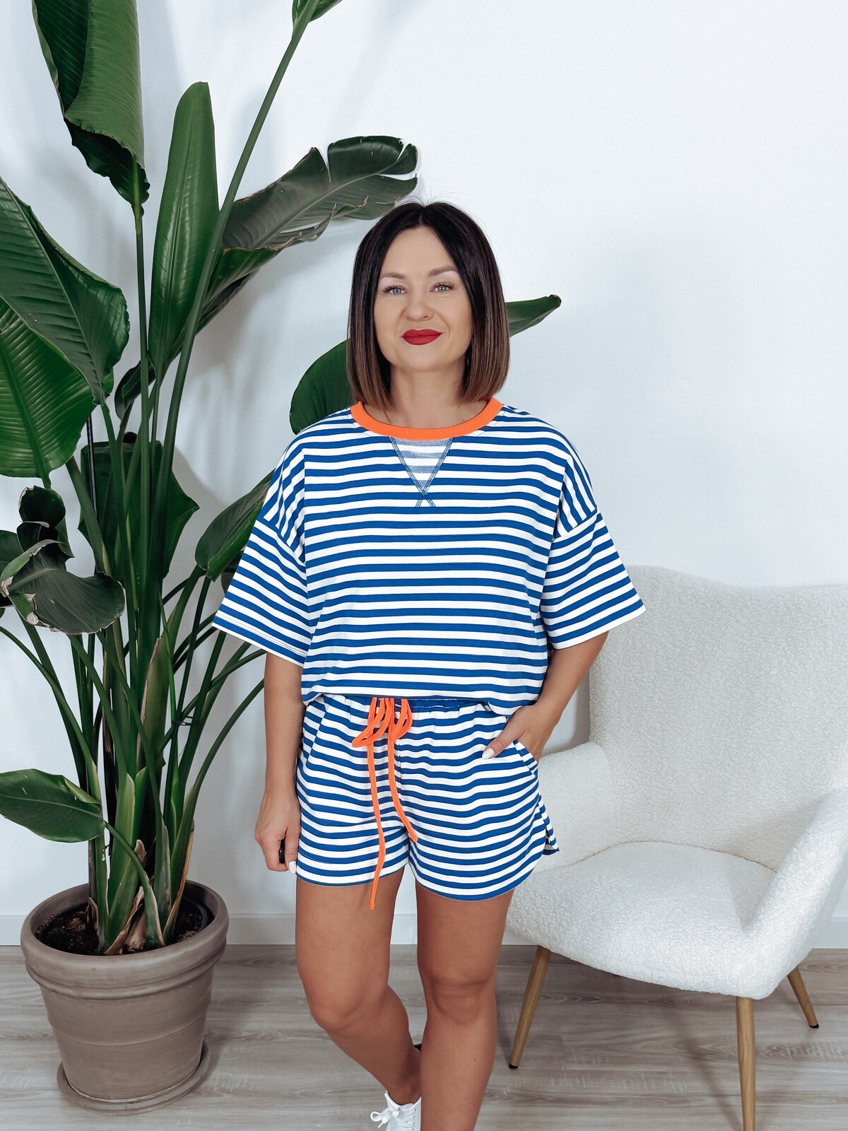 Komplet bluzka oversize + spodenki w paski niebiesko-śmietankowe HAPPY zdjęcie 1