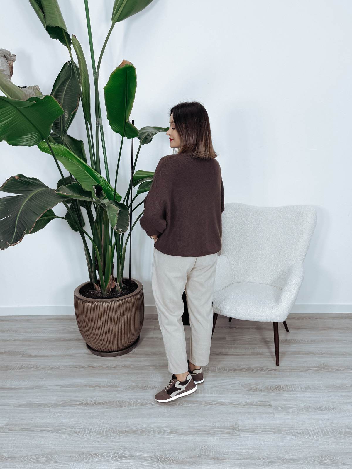 Sweter oversize z baby alpaką i wełną | czekoladowy RUNNI zdjęcie 3