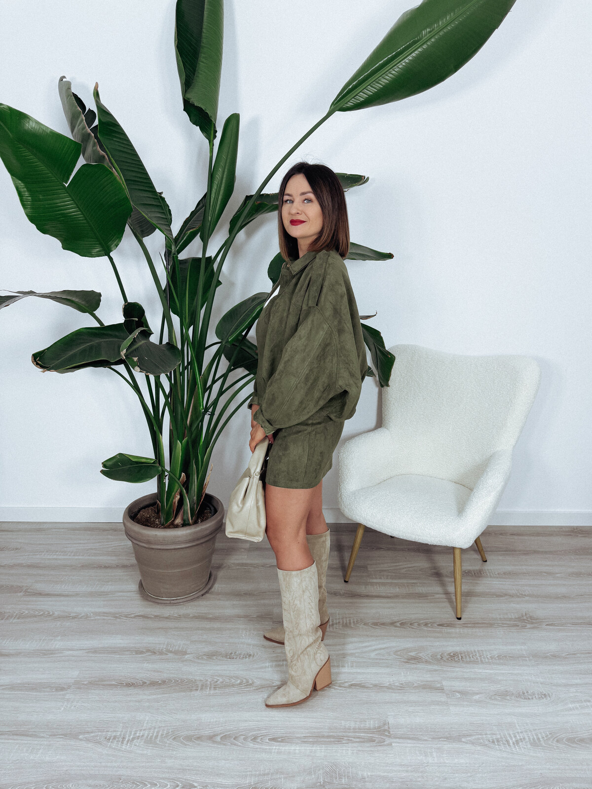 Kurtka oversize z podszewką zamszowa khaki SAVA zdjęcie 3