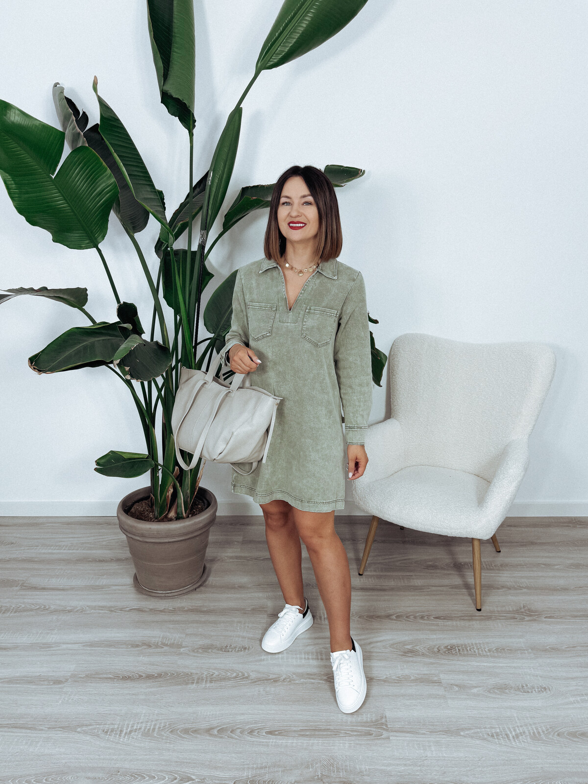 Sukienka jeansowa z długim rękawem khaki POLY - PRE ORDER zdjęcie 4