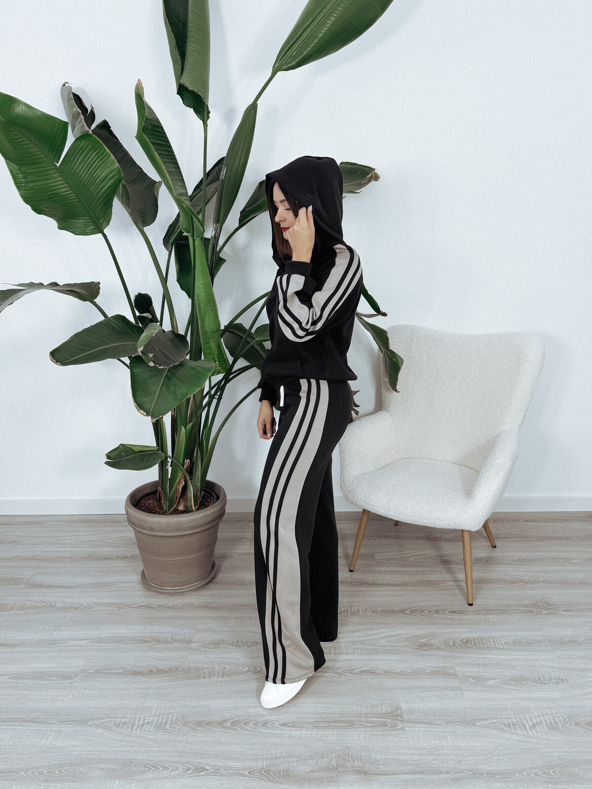 Bluza rozpinana z kapturem - materiał MASEŁKO | czarna HOODY - PRE ORDER zdjęcie 3