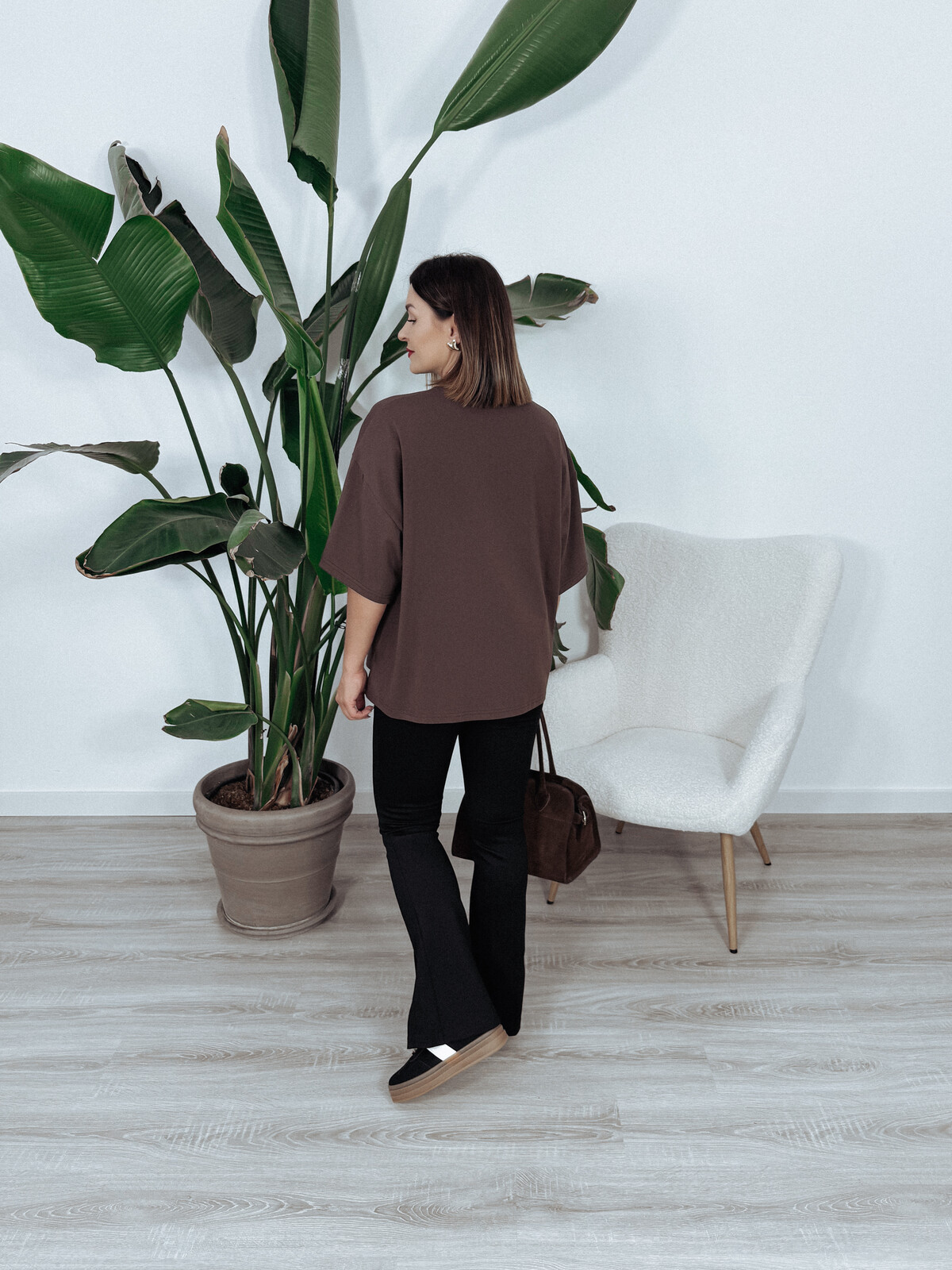 T-shirt oversize z bawełny z nadrukiem czekoladowy MONACO zdjęcie 4