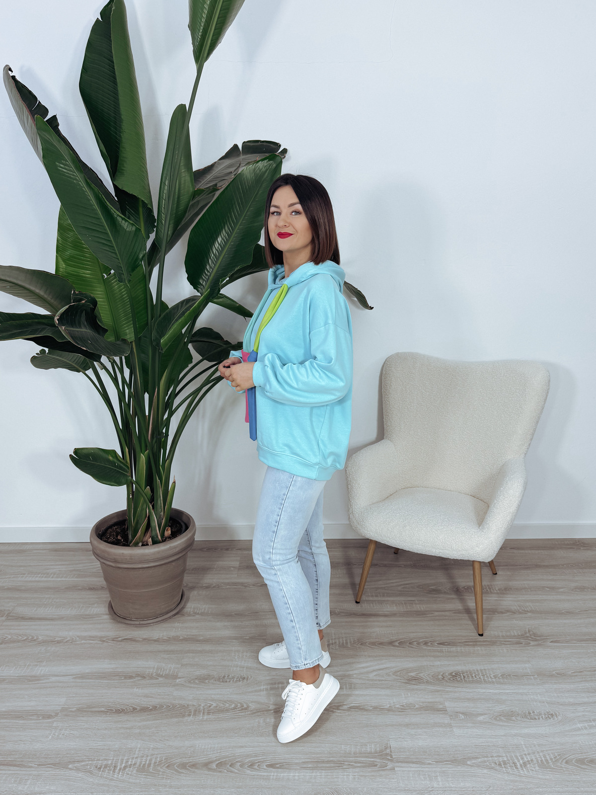 Bluza z kapturem oversize kolorowe troczki błękitna HAPPY ♡ zdjęcie 4