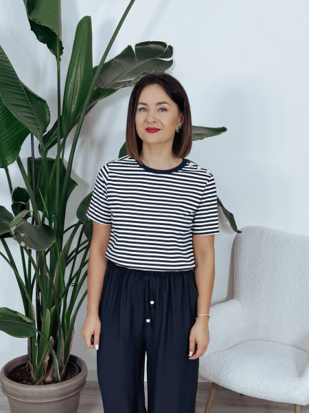 T-shirt w paski ze złotymi guzikami beżowo-granatowy MARINO