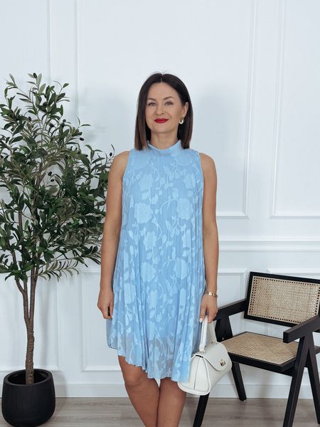 Sukienka plisowana fason litery A niebieska MEGGI