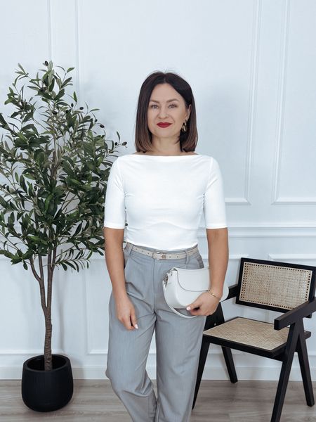 Bluzka basic z wiskozy | dekolt w łódkę | biała RUFFA