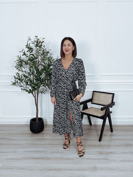 Sukienka midi z wiskozy paski beż/czarny ANKONA