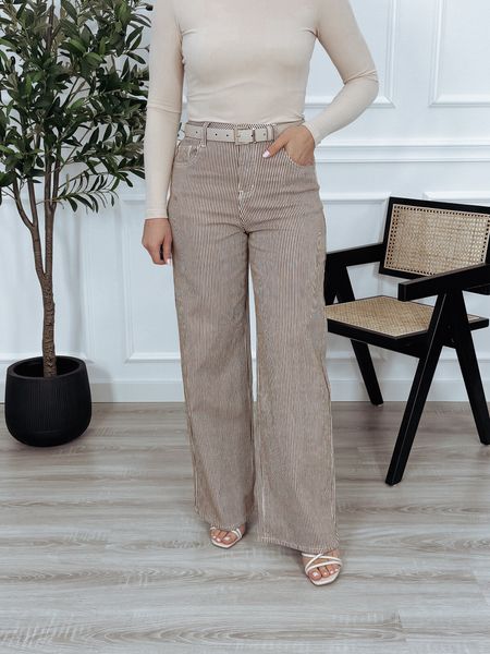 Spodnie w paski | prosta nogawka | beżowe WARMOS