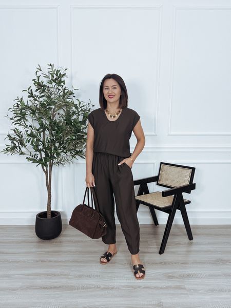 Komplet bluzka bez rękawów + spodnie balloony gorzka czekolada BAROZZI