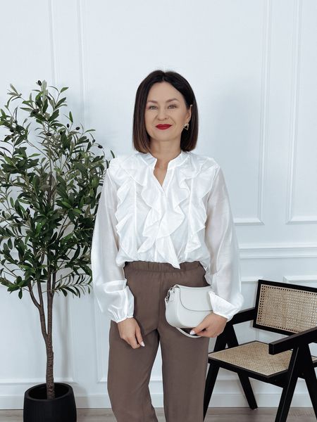 Elegancka bluzka z tencelu z falbankami z przodu biała ERNET