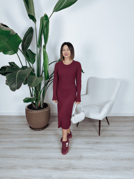 Sukienka dzianinowa gładka bordowa MONNA