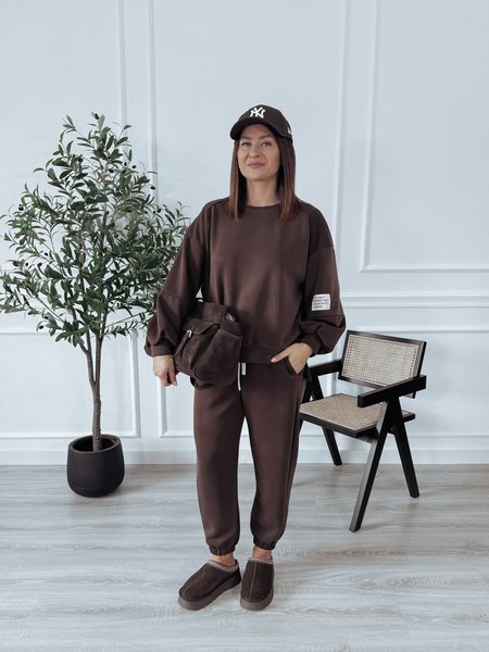 Komplet bluza + spodnie ciemna czekolada ARIA II - materiał MASEŁKO