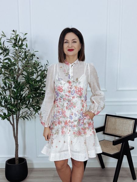 Elegancka sukienka w cyrkonie i biżuteryjne guziki AXELL 