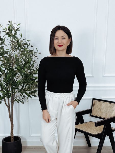 Bluzka basic z długim rękawem | wiskoza | dekolt w łódkę | czarna ADELA